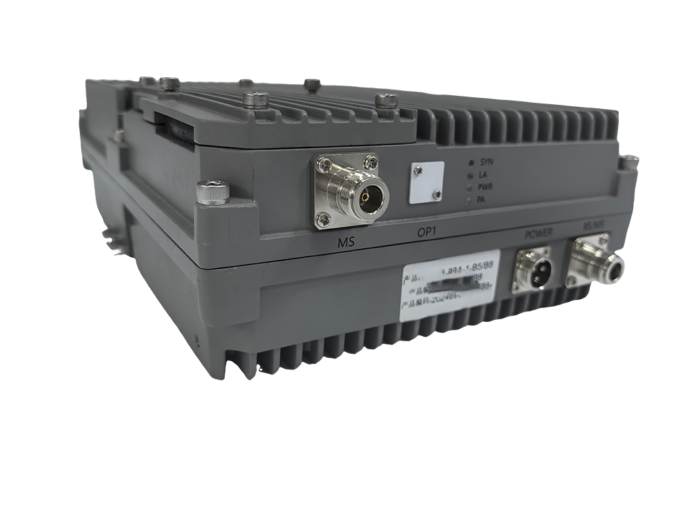  大姚三频手机信号接收器2000㎡